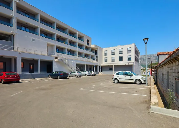 Dominium City Suites