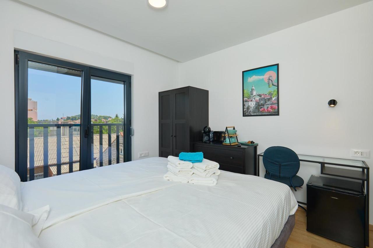 Dominium Apartment